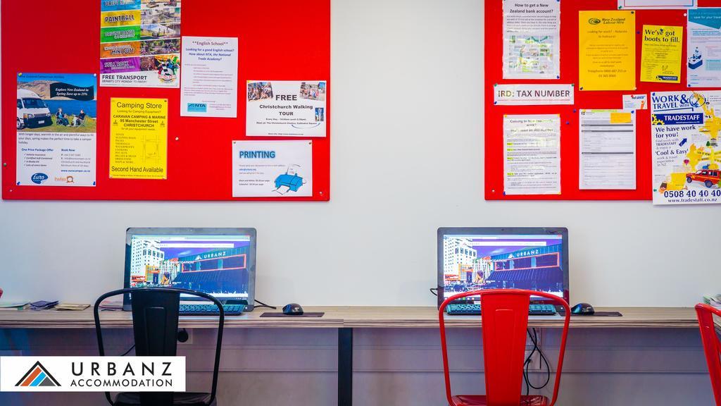 Хостел Urbanz Крайстчёрч Экстерьер фото Computer Lab