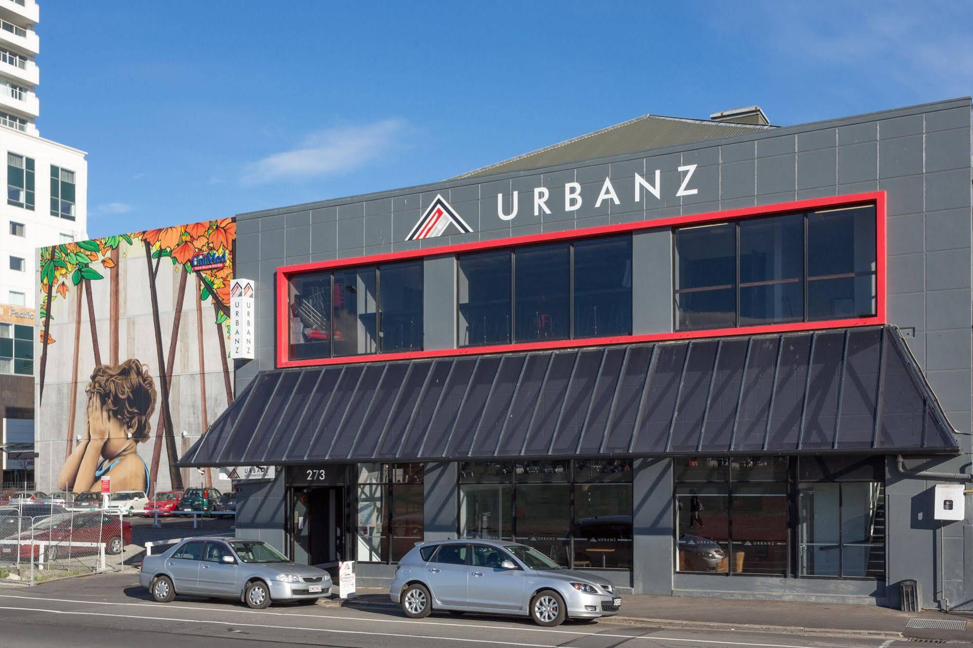 Хостел Urbanz Крайстчёрч Экстерьер фото Urbanz
